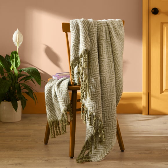Furn. Tweedie Throw 130cm x 180cm