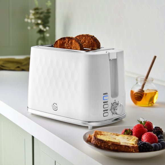 Swan Hexton 900W 2 Slice Toaster