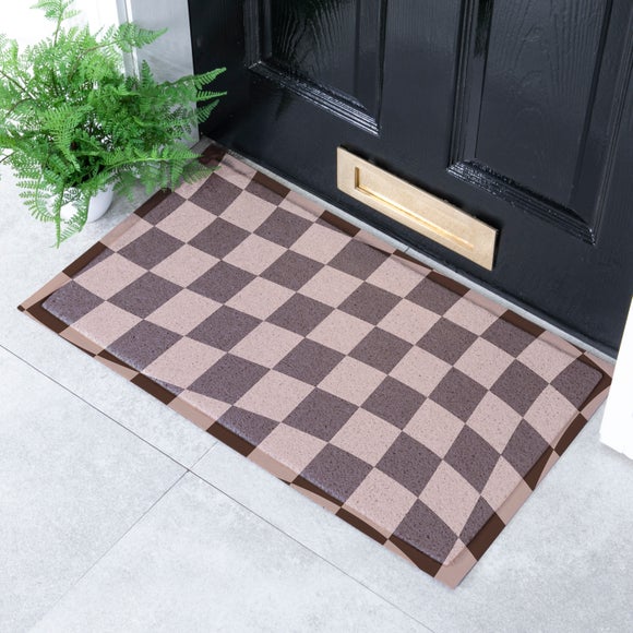 Artsy Mats Wavey Checkerboard Chocolate Brown Indoor Outdoor Doormat