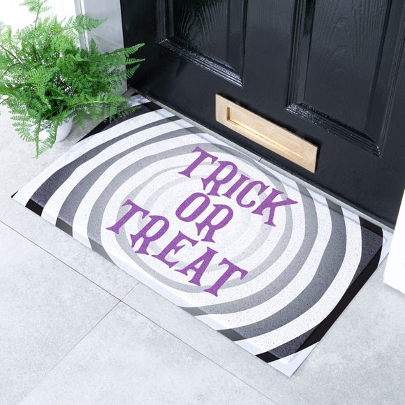 Artsy Mats Trick or Treat Indoor Outdoor Doormat