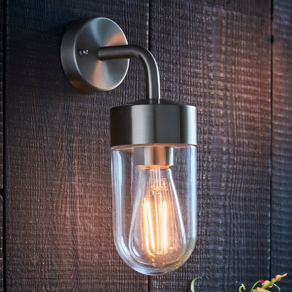 Vogue South Industrial Outdoor Wall Light