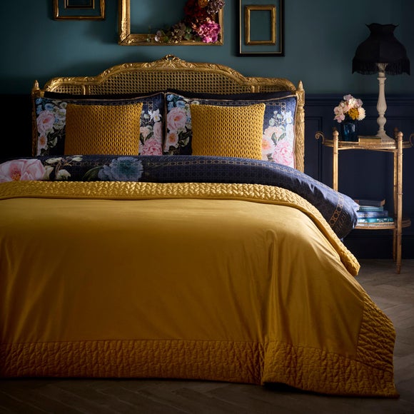Laurence Llewelyn-Bowen Siena Bedspread