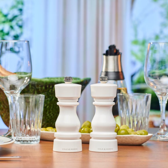 Cole and Mason London Acrylic Salt and Pepper Mill Set