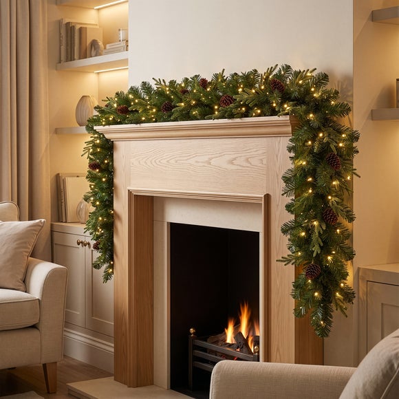 6ft Artificial Pre-lit Puzzlewood Fir Garland
