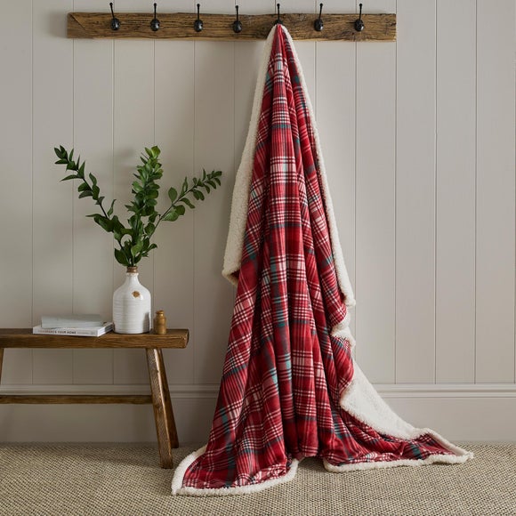 Dreams and Drapes Bennet Check Throw