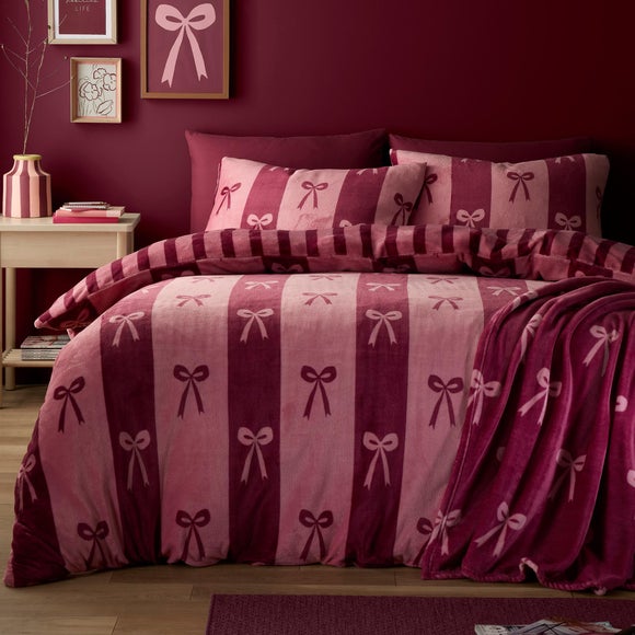 Photo 5 of Fusion Bows Throw Blanket