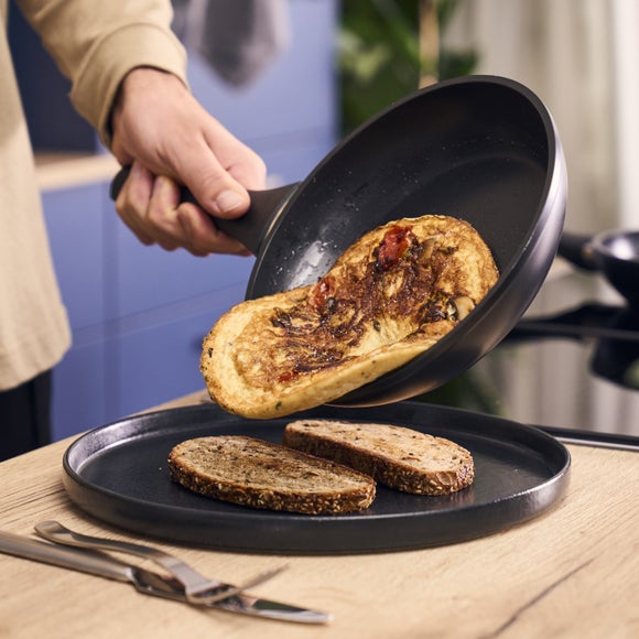 Henckels by Zwilling Breeze Frying Pan