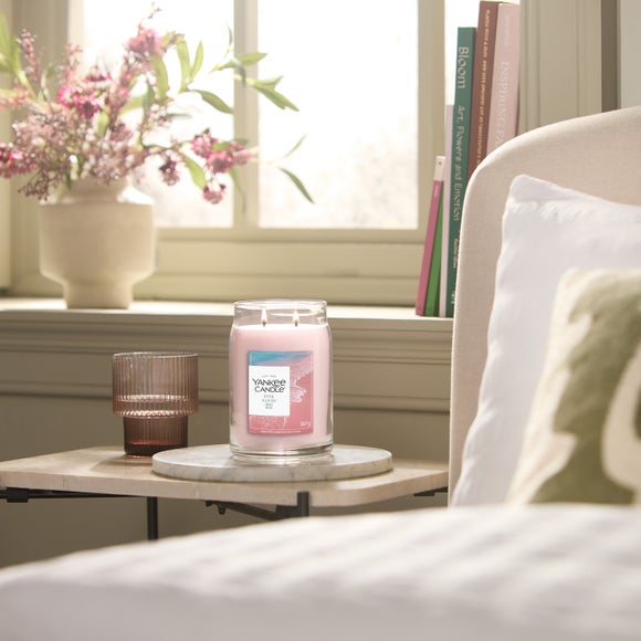 Yankee Candle Pink Sands Signature Multi Wick Jar Candle