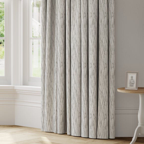 Linear Made to Measure Curtains