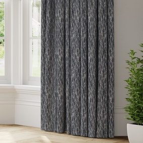 Linear Made to Measure Curtains