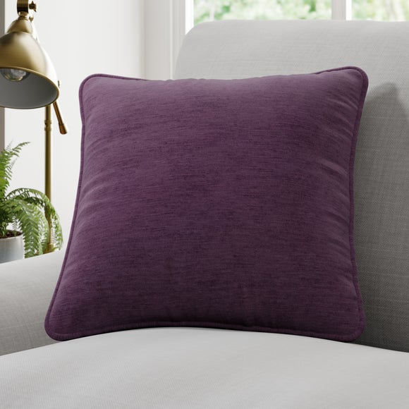 Grape coloured outlet cushions