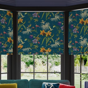 Maximalist Passion Made to Measure Roman Blind