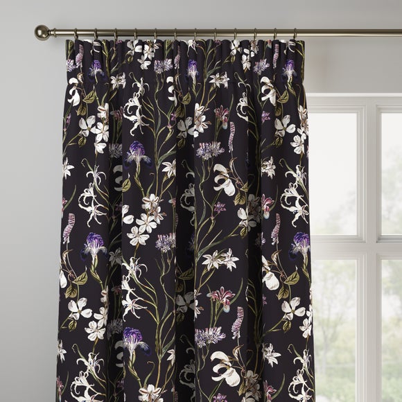 Maximalist Iris Made to Measure Curtains Iris Black