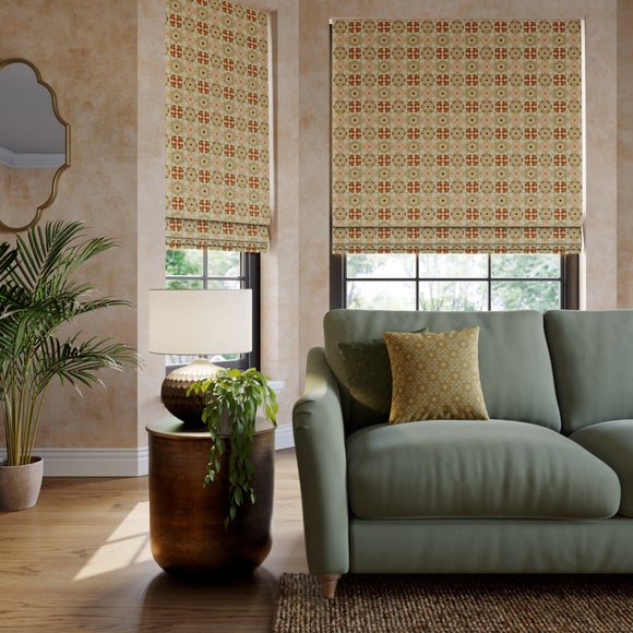 Architectural Treasures Made to Measure Roman Blind