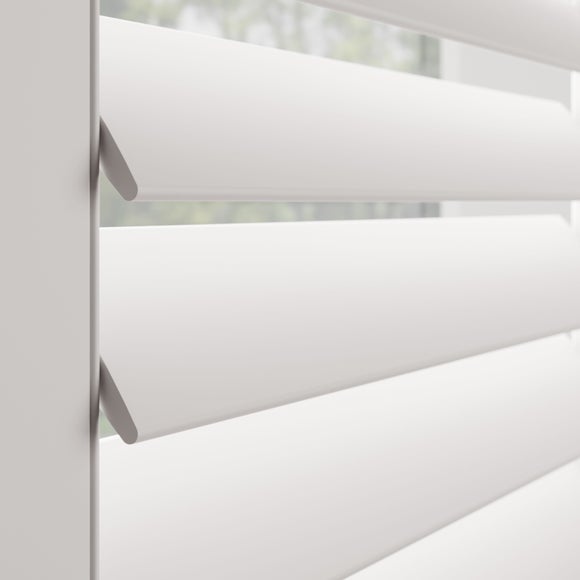 Made to Measure Café Style Shutters White