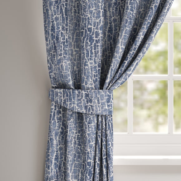 Quartz Made to Order Tieback