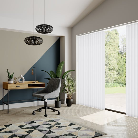 Easy Shade Daylight Made to Measure Vertical Blind White