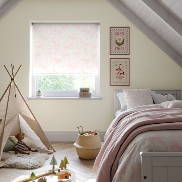 Bows Blackout Made to Measure Roller Blind