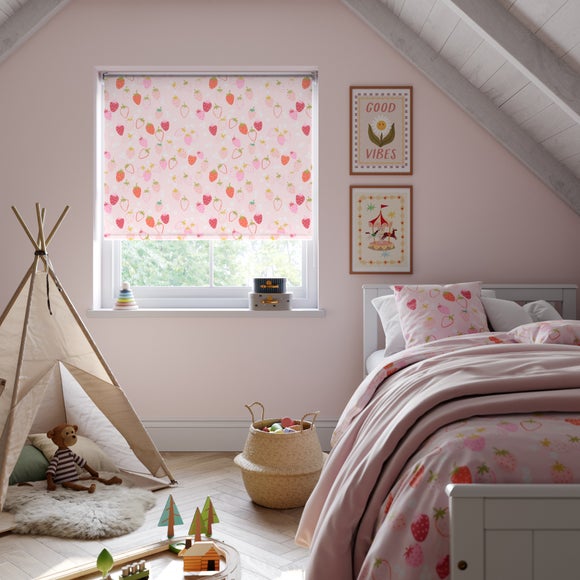 Strawberries Blackout Made to Measure Roller Blind
