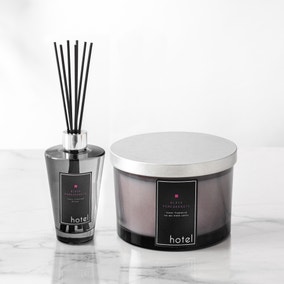 Hotel Pomegranate Candle & Diffuser Gift Set