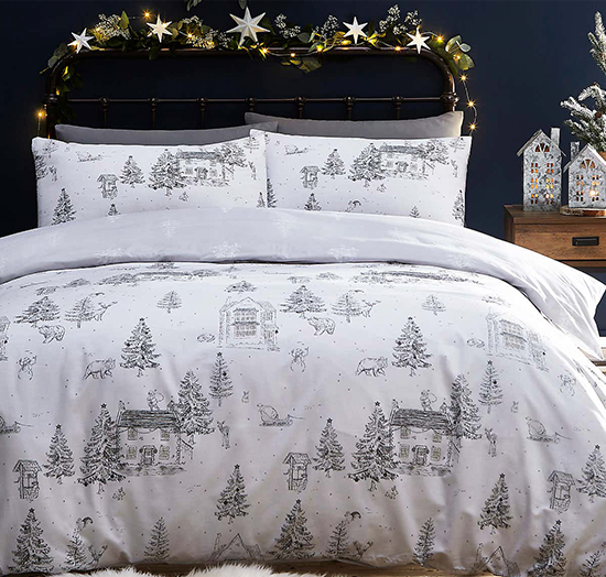 CHRISTMAS BEDDING & THROWS