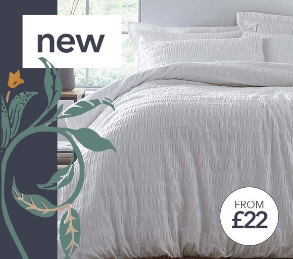 Aria Seersucker White 100% Cotton Duvet and Pillowcase Set >