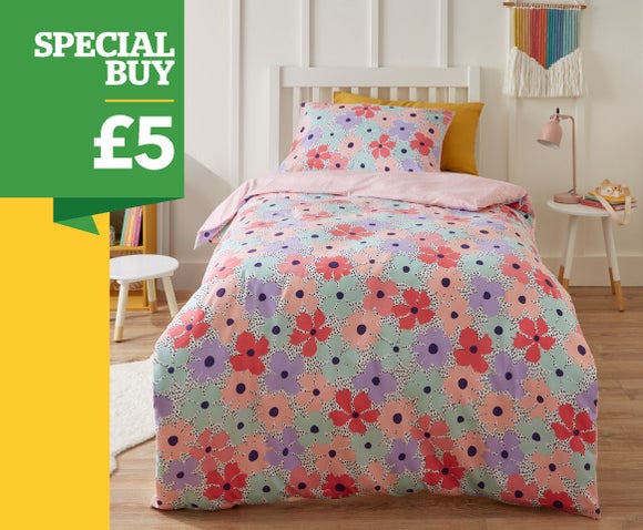 Spotty Floral Duvet Cover and Pillowcase Set