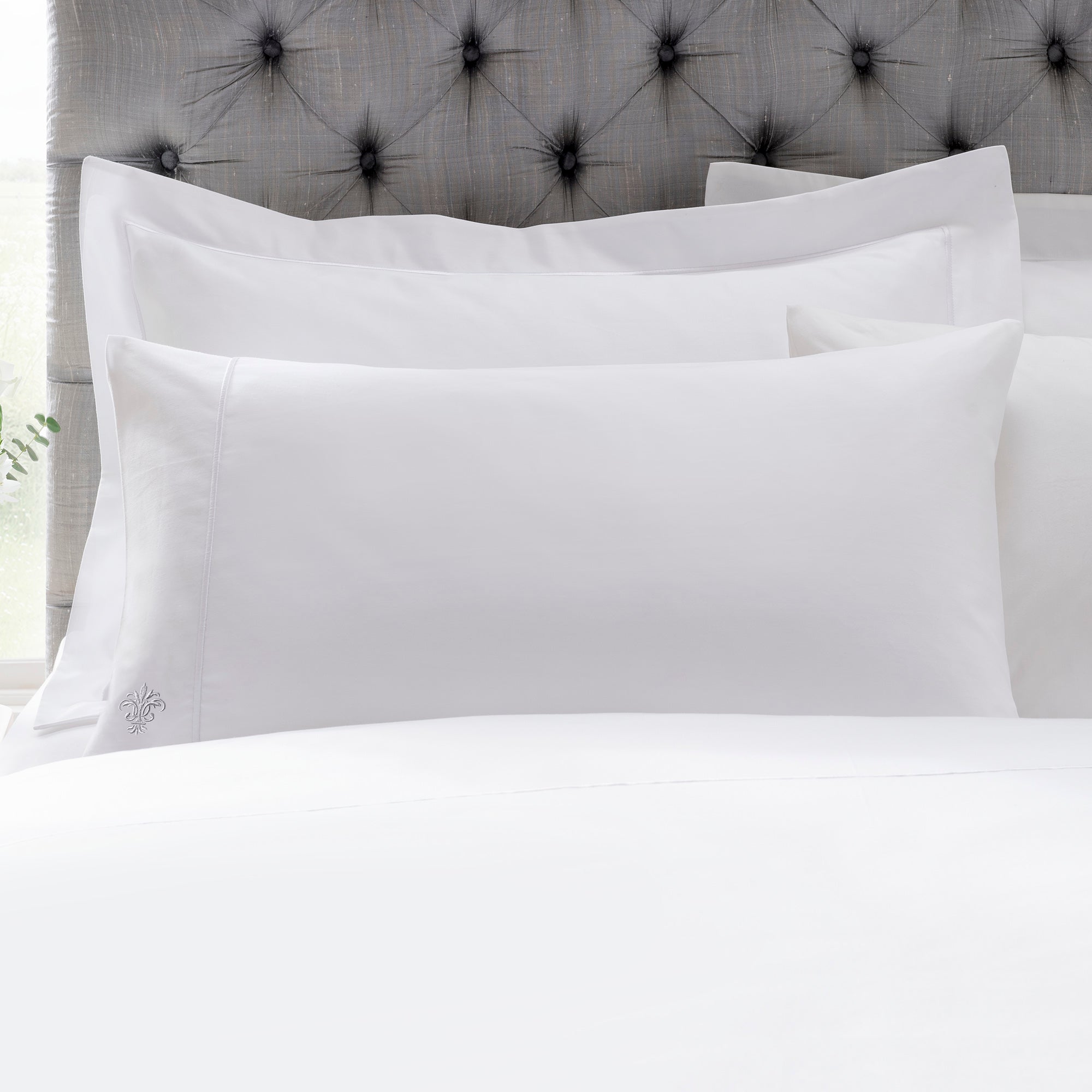 Dorma 1000 Thread Count Bed Linen Collection | Dunelm