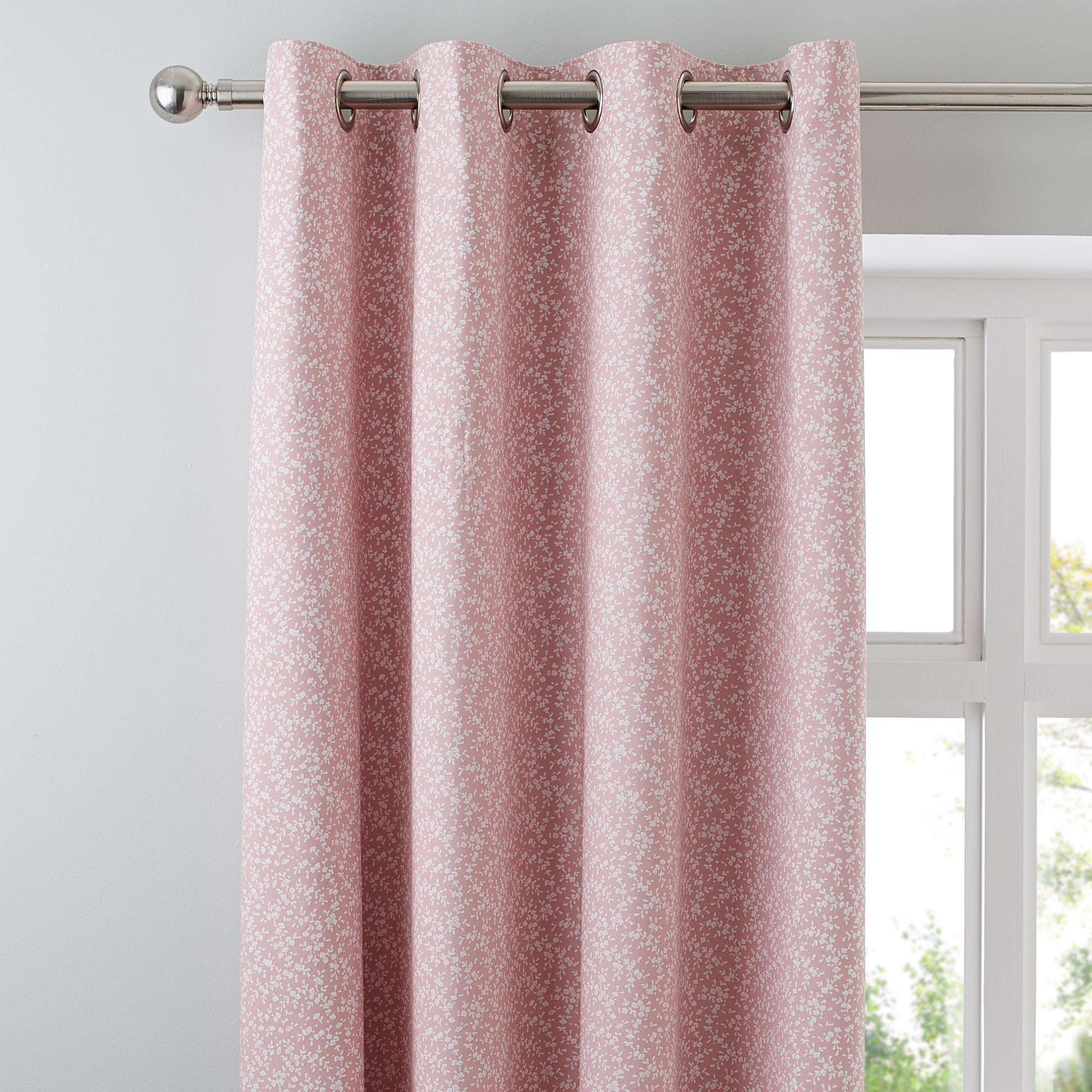 Annie Pink Thermal Eyelet Curtains | Dunelm