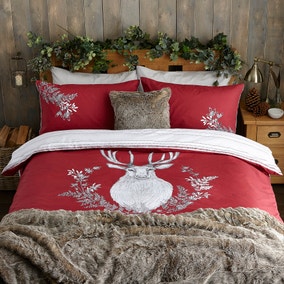 Stag Head Red Duvet Cover and Pillowcase Set