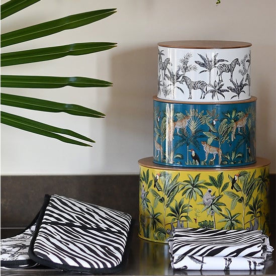 Madagascar Trio of Nesting Cake Tins