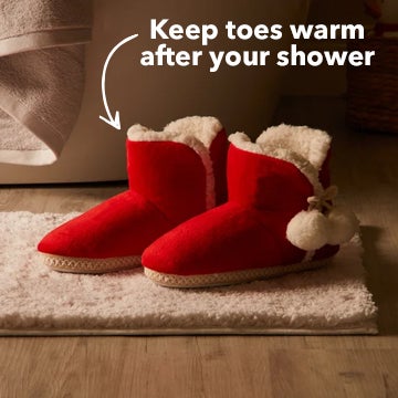 Santa Slipper Boots